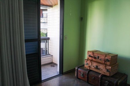 Apartamento à venda com 160m², 4 quartos e 3 vagasQuarto