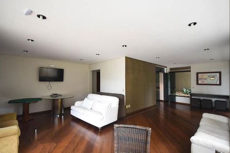 Apartamento à venda com 160m², 4 quartos e 3 vagasÁrea comum - Salão de festas