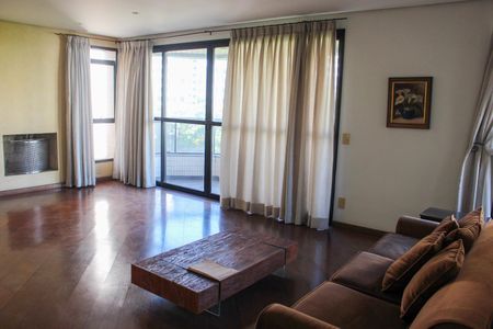 Apartamento à venda com 160m², 4 quartos e 3 vagasSala