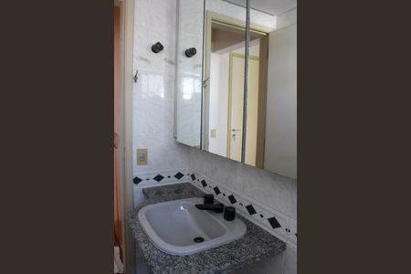 Apartamento à venda com 160m², 4 quartos e 3 vagasBanheiro da Suíte 2