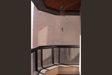 Apartamento à venda com 160m², 4 quartos e 3 vagasVaranda da Suíte 1