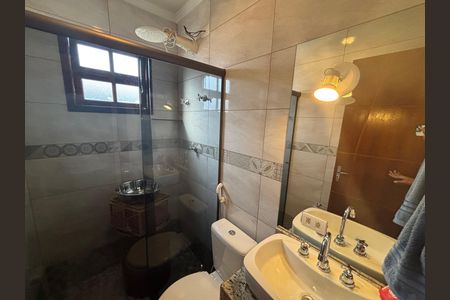 Casa para alugar com 200m², 3 quartos e 4 vagas Casa para alugar com 200m², 3 quartos e 4 vagasBanheiro da Suíte 1