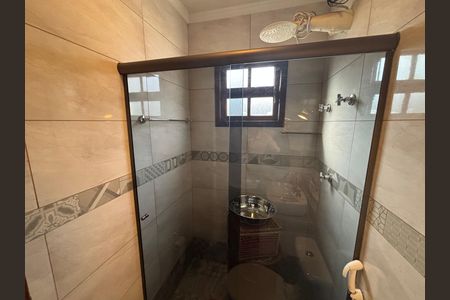 Casa para alugar com 200m², 3 quartos e 4 vagas Casa para alugar com 200m², 3 quartos e 4 vagasBanheiro da Suíte 1