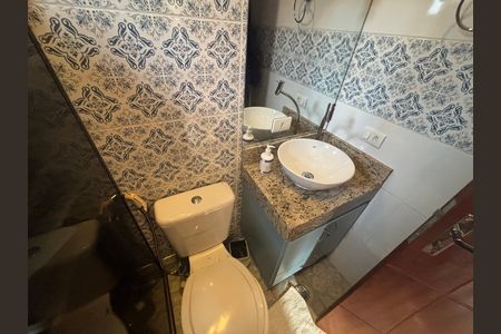 Casa para alugar com 200m², 3 quartos e 4 vagas Casa para alugar com 200m², 3 quartos e 4 vagasBanheiro da Suíte 2