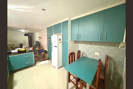 Casa para alugar com 200m², 3 quartos e 4 vagas Casa para alugar com 200m², 3 quartos e 4 vagasCozinha