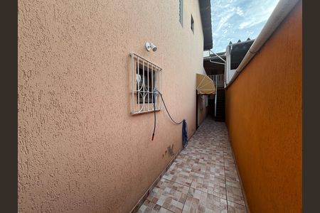 Casa para alugar com 200m², 3 quartos e 4 vagas Casa para alugar com 200m², 3 quartos e 4 vagasQuintal