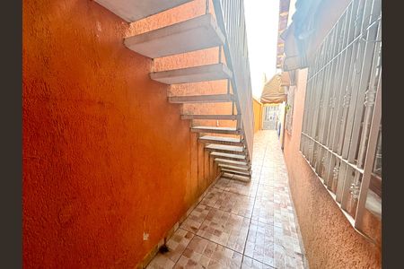 Casa para alugar com 200m², 3 quartos e 4 vagas Casa para alugar com 200m², 3 quartos e 4 vagasQuintal
