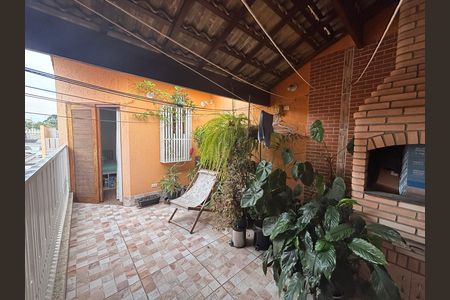 Casa para alugar com 200m², 3 quartos e 4 vagas Casa para alugar com 200m², 3 quartos e 4 vagasÁrea comum - Churrasqueira