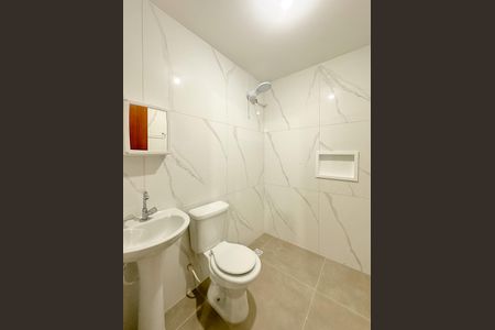 Casa para alugar com 55m², 2 quartos e sem vagaBanheiro