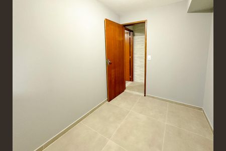Quarto 1 de casa para alugar com 2 quartos, 55m² em Forquilhas, São José