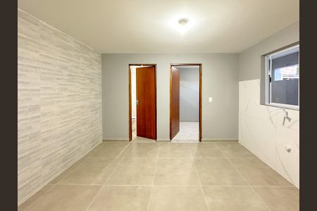 Casa para alugar com 55m², 2 quartos e sem vagaSala/Cozinha