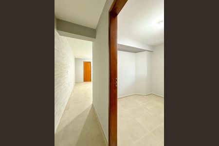 Casa para alugar com 55m², 2 quartos e sem vagaCorredor