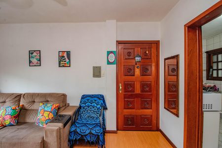 Sala de apartamento à venda com 2 quartos, 66m² em São Sebastião, Porto Alegre