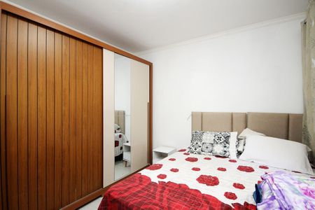 Casa de condomínio para alugar com 52m², 2 quartos e 2 vagasQuarto 2