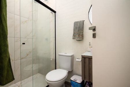 Casa de condomínio para alugar com 52m², 2 quartos e 2 vagasBanheiro Quartos