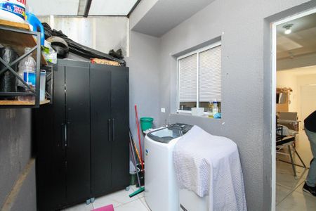 Casa de condomínio para alugar com 52m², 2 quartos e 2 vagasLavanderia