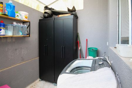 Casa de condomínio para alugar com 52m², 2 quartos e 2 vagasLavanderia