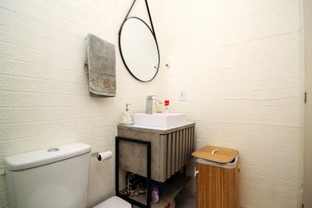 Casa de condomínio para alugar com 52m², 2 quartos e 2 vagasBanheiro Quartos