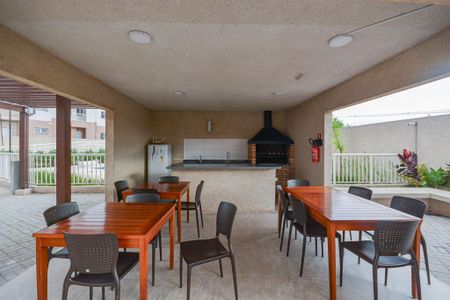 Apartamento à venda com 43m², 2 quartos e 1 vaga Apartamento à venda com 43m², 2 quartos e 1 vagaÁrea comum - Churrasqueira