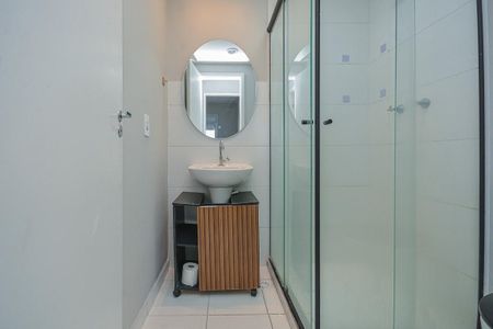 Apartamento à venda com 43m², 2 quartos e 1 vaga Apartamento à venda com 43m², 2 quartos e 1 vagaBanheiro