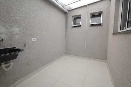Apartamento à venda com 58m², 2 quartos e 1 vaga Apartamento à venda com 58m², 2 quartos e 1 vagaÁrea de Serviço