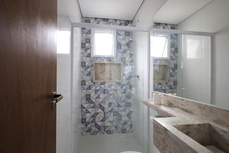 Apartamento à venda com 58m², 2 quartos e 1 vaga Apartamento à venda com 58m², 2 quartos e 1 vagaBanheiro Suíte