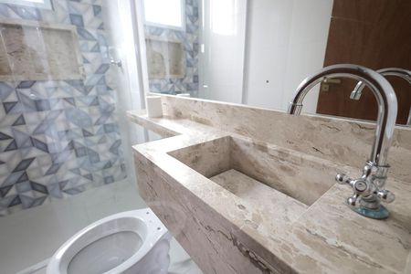 Apartamento à venda com 58m², 2 quartos e 1 vaga Apartamento à venda com 58m², 2 quartos e 1 vagaBanheiro Suíte