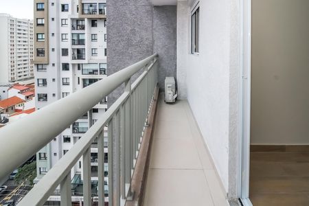 Apartamento para alugar com 40m², 2 quartos e sem vaga Apartamento para alugar com 40m², 2 quartos e sem vagaVaranda