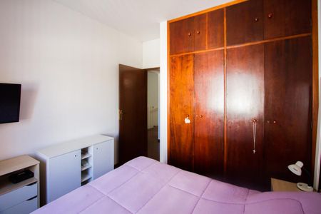 Casa à venda com 3 quartos, 152m² em Parque Colonial, São Paulo