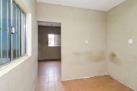 Quarto 1 de casa para alugar com 2 quartos, 22m² em Jardim Helena, São Paulo