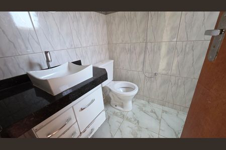 Casa à venda com 192m², 4 quartos e 2 vagas