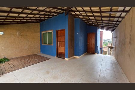 Casa à venda com 192m², 4 quartos e 2 vagas