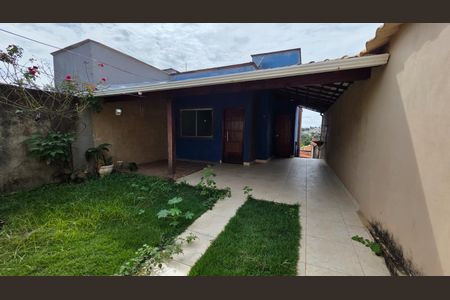 Casa à venda com 192m², 4 quartos e 2 vagas