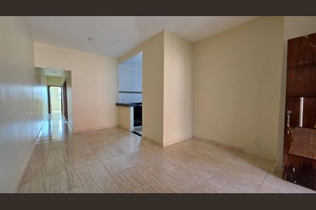 Casa à venda com 192m², 4 quartos e 2 vagas