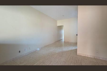 Casa à venda com 192m², 4 quartos e 2 vagas