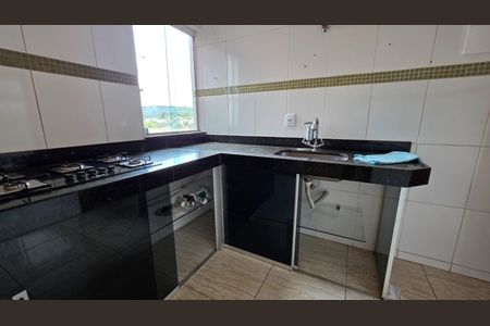 Casa à venda com 192m², 4 quartos e 2 vagas