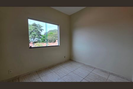 Casa à venda com 192m², 4 quartos e 2 vagas