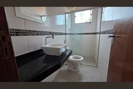 Casa à venda com 192m², 4 quartos e 2 vagas