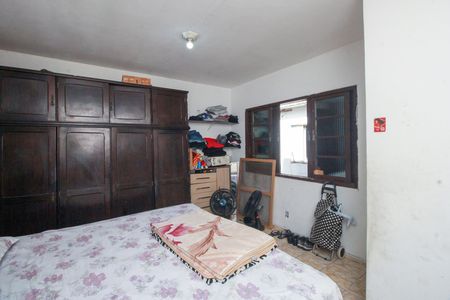 Casa à venda com 151m², 3 quartos e 1 vagaSuíte