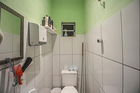 Casa à venda com 10m², 3 quartos e 1 vagaBanheiro 1