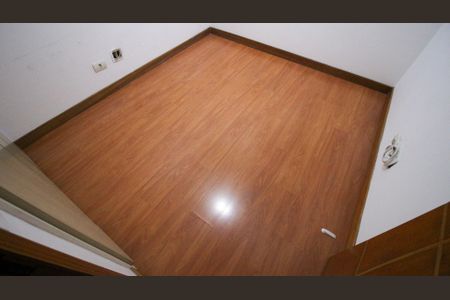 Apartamento para alugar com 70m², 3 quartos e 1 vaga