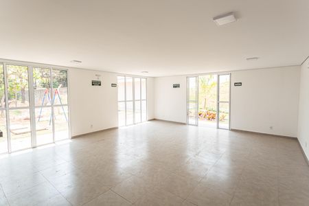 Apartamento à venda com 62m², 2 quartos e 1 vaga Apartamento à venda com 62m², 2 quartos e 1 vagaÁrea comum - Salão de festas