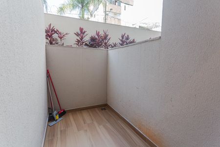 Apartamento à venda com 62m², 2 quartos e 1 vaga Apartamento à venda com 62m², 2 quartos e 1 vagaÁrea Privativa na Sala