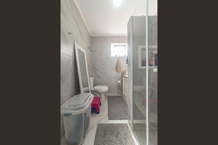 Casa à venda com 285m², 3 quartos e 2 vagas Casa à venda com 285m², 3 quartos e 2 vagasBanheiro Social