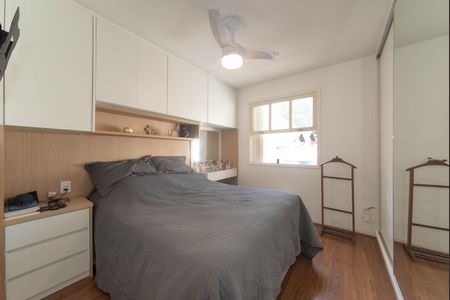 Casa à venda com 285m², 3 quartos e 2 vagas Casa à venda com 285m², 3 quartos e 2 vagasSuíte