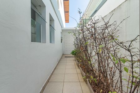 Casa à venda com 285m², 3 quartos e 2 vagas Casa à venda com 285m², 3 quartos e 2 vagasQuintal - Area de Serviço