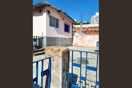 Casa à venda com 230m², 6 quartos e sem vaga