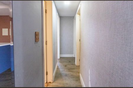 Apartamento à venda com 69m², 3 quartos e 2 vagasCorredor 