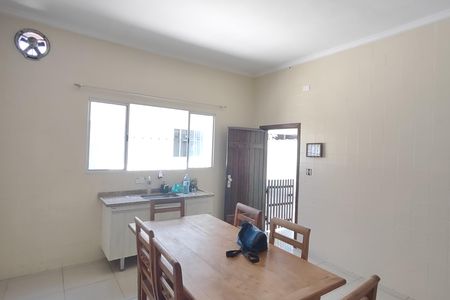 Casa para alugar com 300m², 6 quartos e 2 vagasCozinha