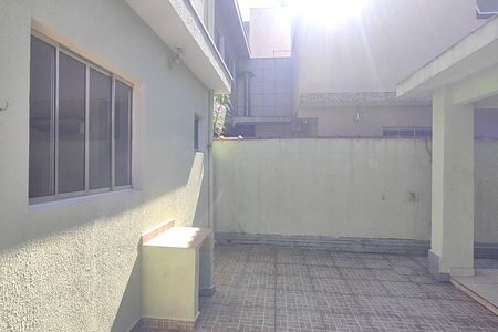 Casa para alugar com 300m², 6 quartos e 2 vagasQuintal
